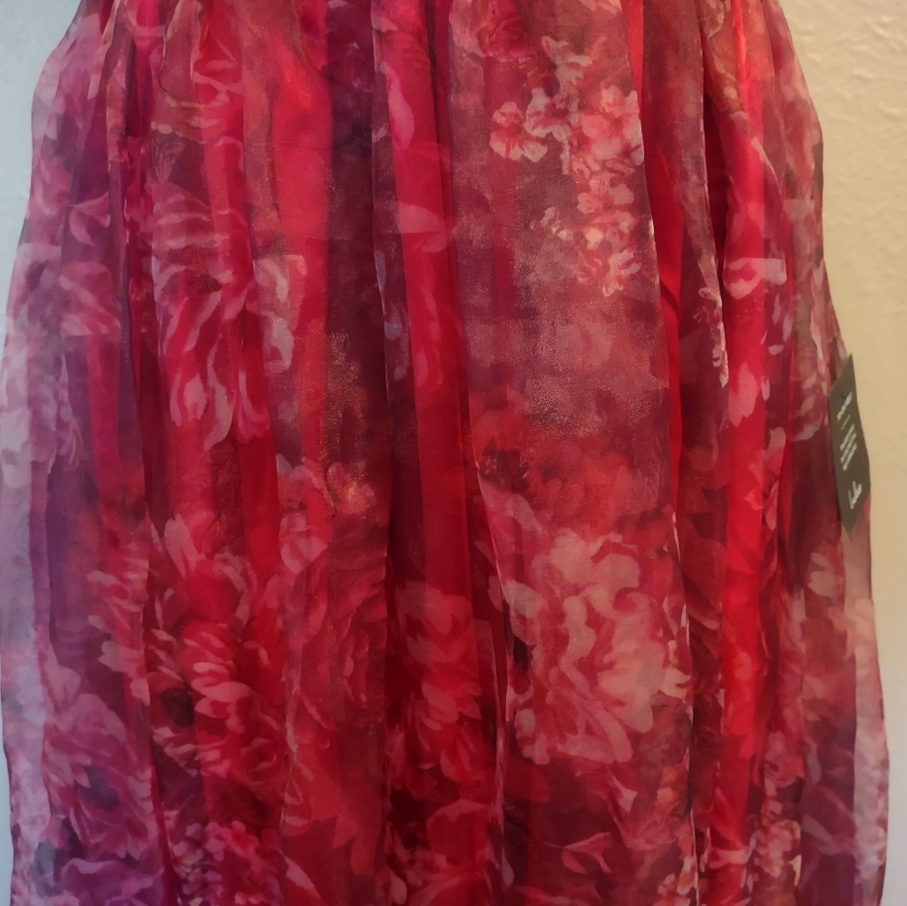 Lulu's Romance That Wows Magenta Floral Print Organza Maxi Dress - Picture 9 of 14